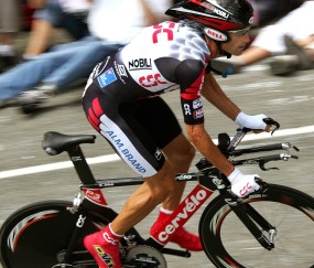 九游娱乐到底怎么样？使用指南